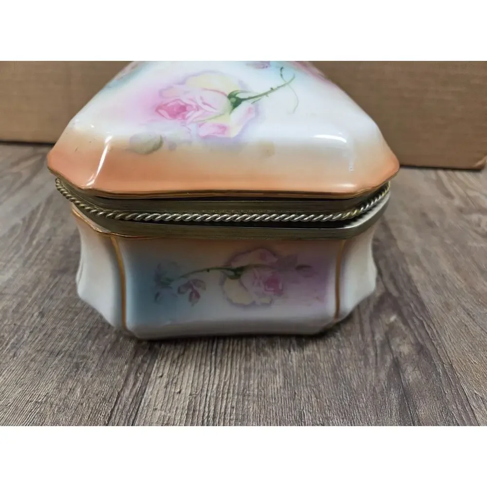 Antique RS Prussian Porcelain Large Table Top Hinged Lidded Trinket Box Roses
